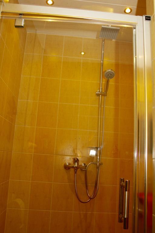 Apartamenti Los Bomberos Jurmala Room photo